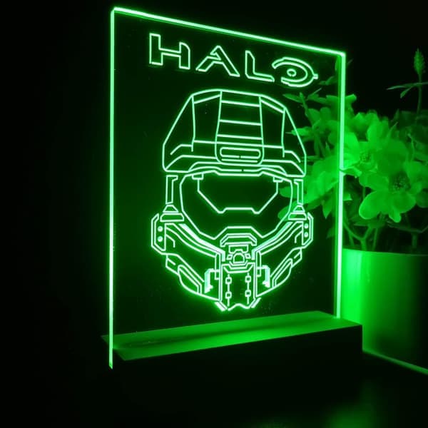 Halos Master Chief Anime Natlampe 3D Illusion 7 Farver Skift 4 Belysningstilstande USB Strøm