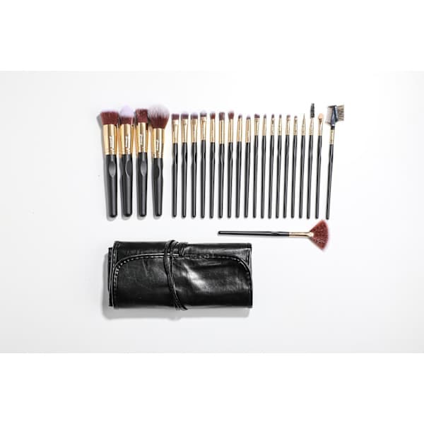24 stk. professionelle og eksklusive makeup børster i etui Sort / Guld