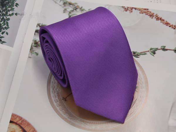 Herreslips, polyester silketwill, håndlaget