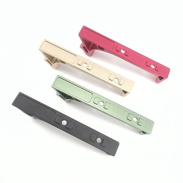 Kulmikas etukahva Kaareva etukahva MUSTA KEYMOD KEYMOD musta black Keymod-Keymod