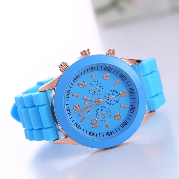 Quartz Armbandsur Elektronisk Klocka BLÅ blue