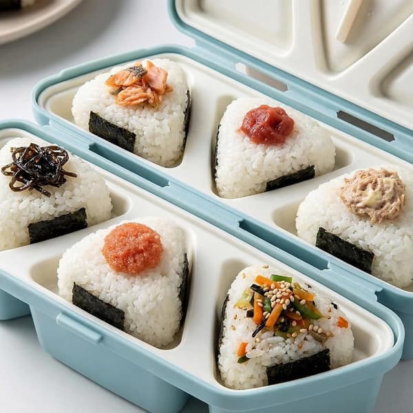 6-i-1 triangulär sushiform för risbollar med rissked och rengöringssvamp, hopfällbar non-stick onigiri-press för matlåda, picknick, lunch, blå