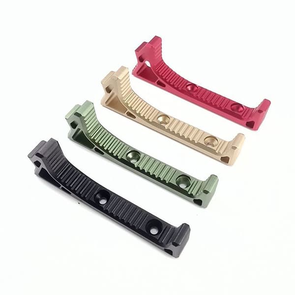 Vinklet frontgreb Bøjet frontgreb SORT M-LOK M-LOK sort black M-lok-M-lok