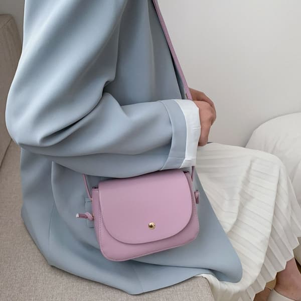 Simple ensfarvede crossbody-tasker til kvinder, hvid white