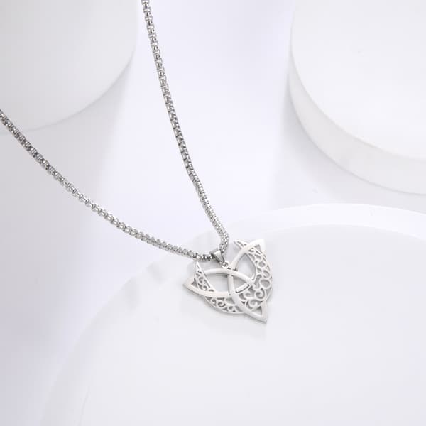 Trendigt allsidigt mönster måne trinity knut hänge par halsband D