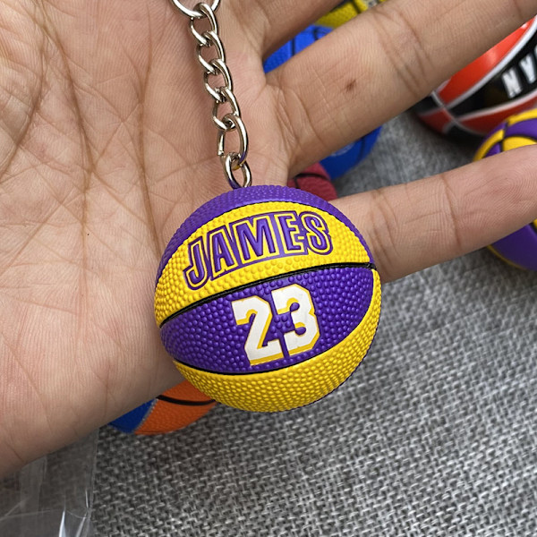 Jordan Kobe James Basketball Nøkkelring No. 23 James