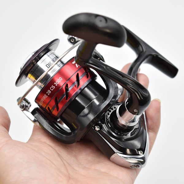 DAIWA Sweefire CS Spinnefiskehjul 1500-5000 ABS Med Metal Spole Kraft 2-8KG Fortykkede Hårde Tænder Til Flod Sø Hav 2500 Series