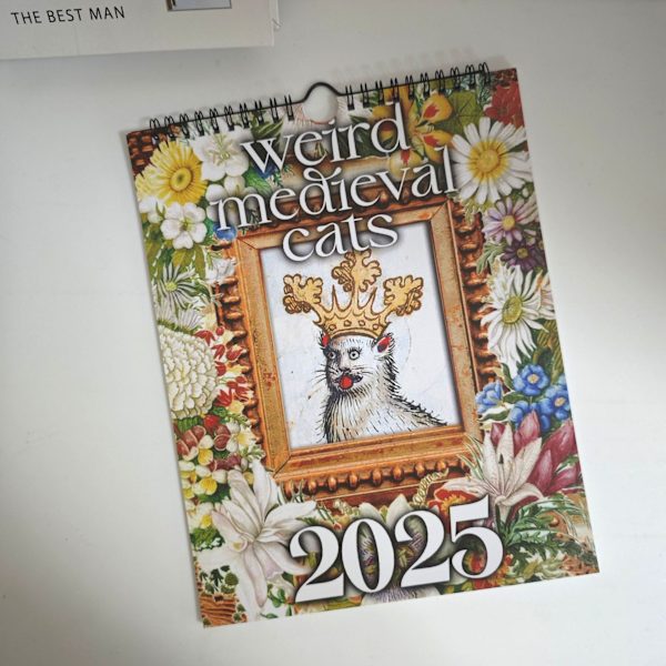 Konstig medeltida kattkalender 2025 Kalender 12 månaders väggkalender Hängande för kontor Hem Gåva Belagd papper 11 * 8,5 tum (1 st)
