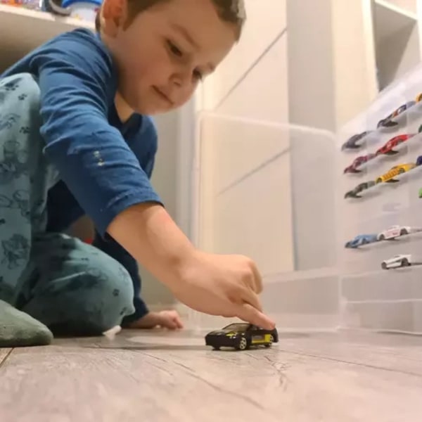 16 Leksaksbilar
