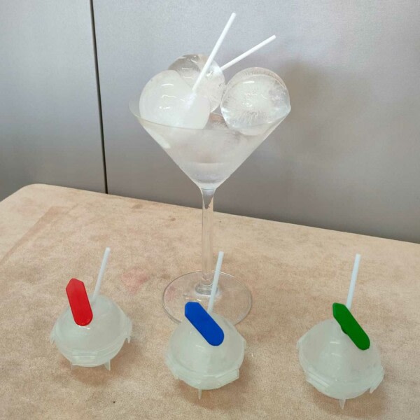 4-pakke isform til iskugler rundt isterninger gennemsigtig