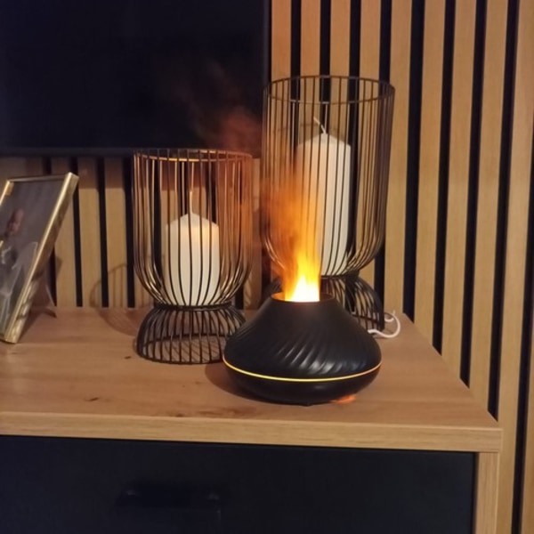 Flaming Aroma diffuusori | 3 eteeristä öljyä | RGB ilmankostutin musta
