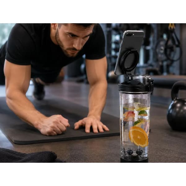 Electric Shaker 700 ml USB siirrettävällä telineellä
