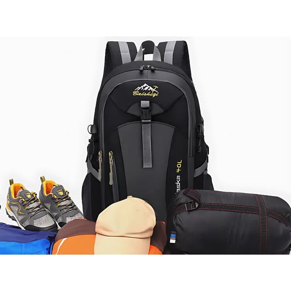 Retkeilyreppu 40L Black Trekking