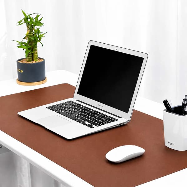 Ruskea työpöydän alusta Deskmat 60x40 cm PU-nahkaa ruskea