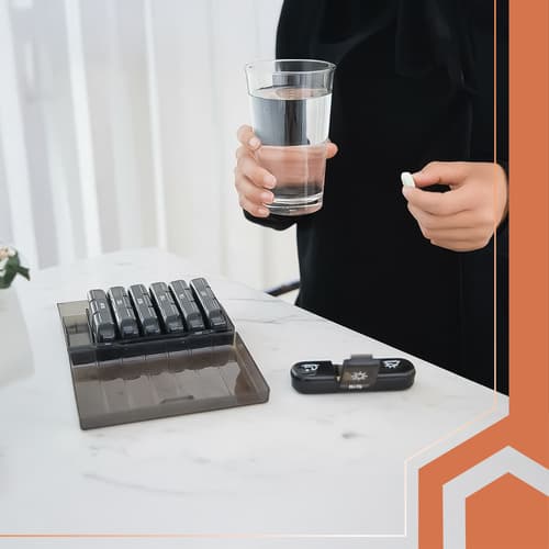 Dosett 7 Dager, 3 Rom per Dag Vitamin- og Medisinoppbevaring Svart