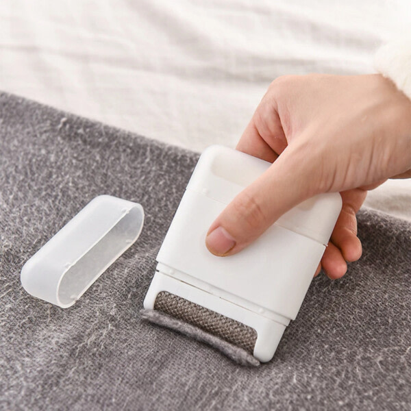 Kaksinkertainen kannettava LUDD -poistoaineen kierrätettävä vaatetushoito rulla eläinten hiuskehille valkoinen