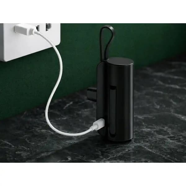 Powerbank 5000 mAh med innebygd Lightning og USB-C – Kompakt reiselader (10 W)