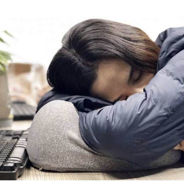Memory Foam matkatyyny | 3D kaulatyyny | Setti, jossa silmänaamari ja korvatulpat harmaa