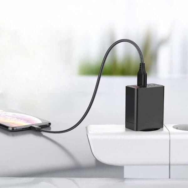 Hurtiglader 4x USB Quick Charge 3.0 3.1A Sort