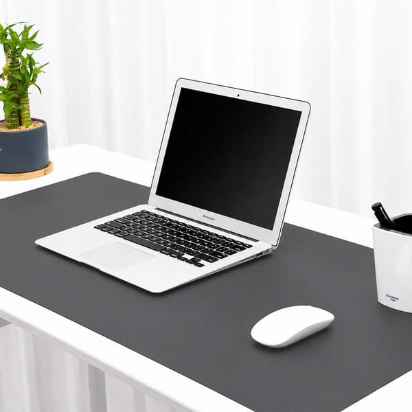 Mørkegråt skrivebordsunderlag deskmat 120x60 cm PU-læder