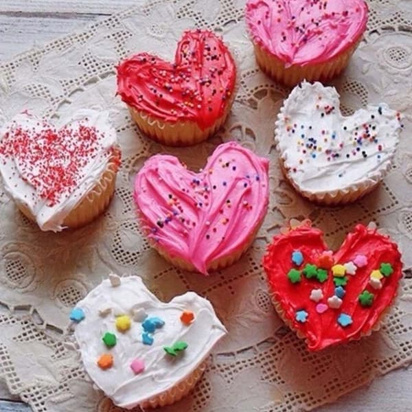Silikonform til Bagning 4 Hjerter Muffins og Cupcakes