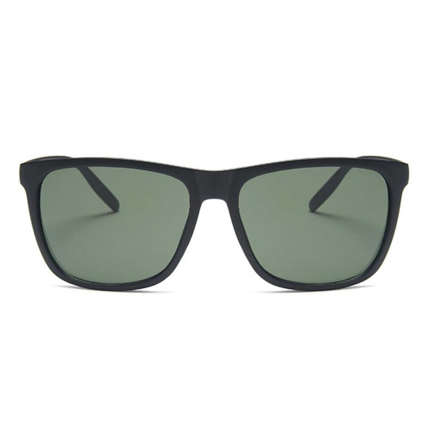 Moderna Mattsvarta Solglasögon Grönt Glas svart