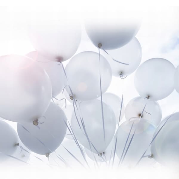 Hvide pastel latexballoner 100-pak 15 cm – Til luft og helium