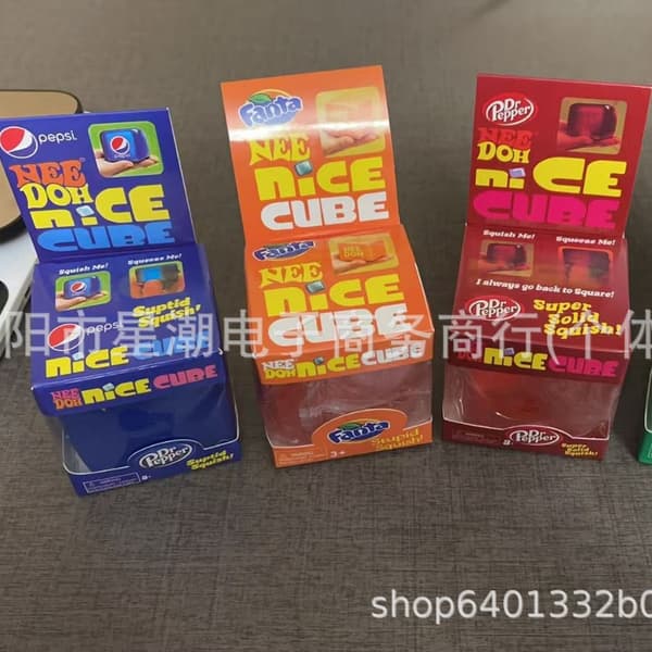 Needot Dippin Dazzler Mini Sensorisk Klemmelegetøj til Stresslindring Pepsi 5.5*5.5*5.5CM