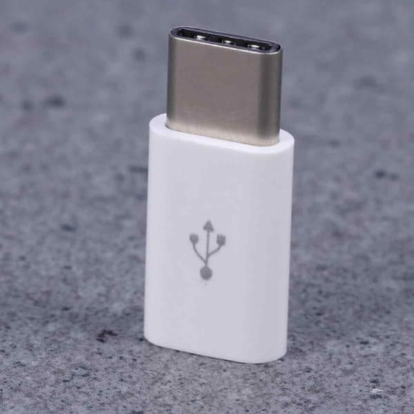 Sovitin tiedonsiirtoon ja lataukseen, Type C - Lightning