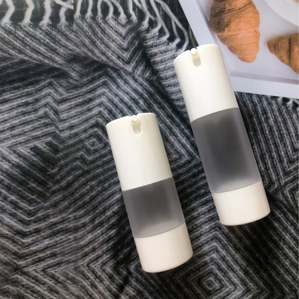 Luftfri pumpedispenser Tom reiseflaske for kosmetikk 15ml