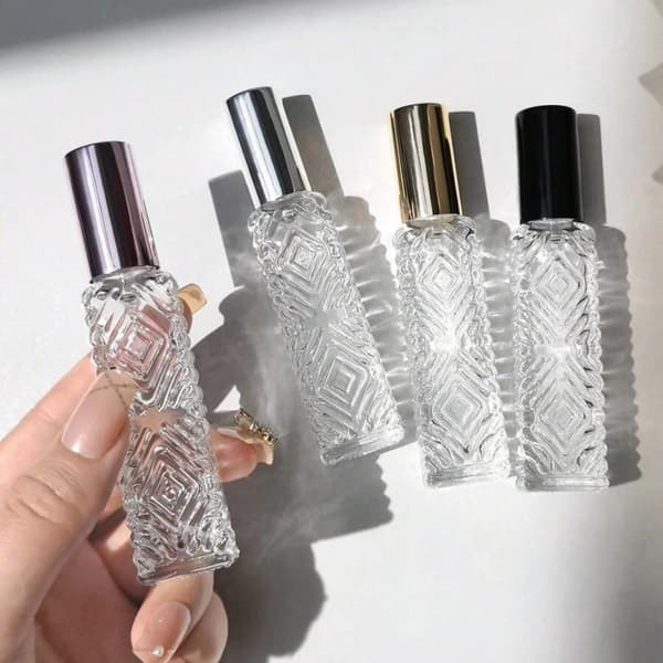 12 ml påfyllbar parfymeflaske, bærbar glassdeodorant, egnet for reise. 4-pakning.