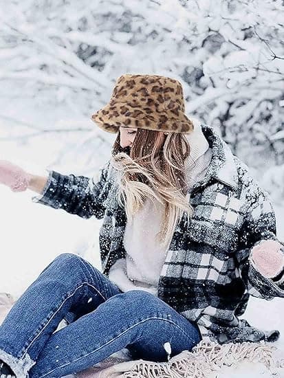Vinterhue i leopardprint, tyk og fluffy i uld