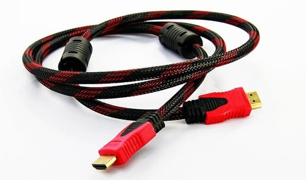 HDMI-kabel med 5 Gbps overføring og 1,5 m lengde Svart