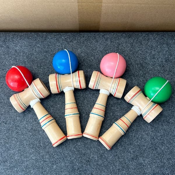 Kendama Pro interaktiv leke, tre, 18 cm, ferdighetsspill for barn og voksne Blå Blue