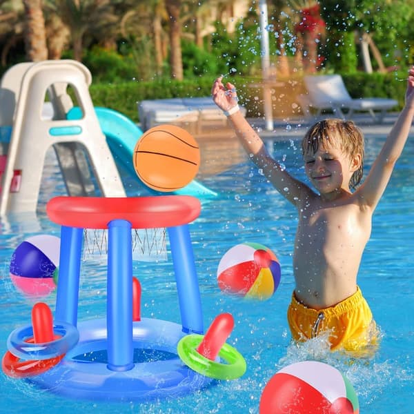 Poollegetøj, kurve og bolde i kurve og andet tilbehør, sommerlegetøj og spil til voksne