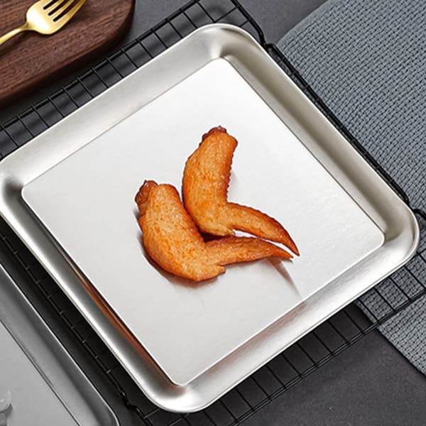 Rustfri stål bakke, firkantet serverings- og dekorationsfad, spejlfad til camping, grill, fest, buffet, servering af forretter (23x23cm)