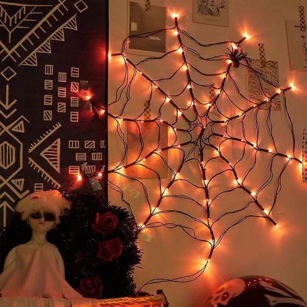 Halloween-dekorationslys Spindelvæv LED Sort Spindelvæv Lys 4FT Diameter 70 LED Vandtætte Lys og Sort Edderkop