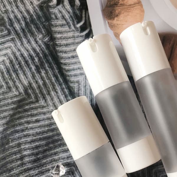 Luftfri pumpedispenser Tom reiseflaske for kosmetikk 15ml