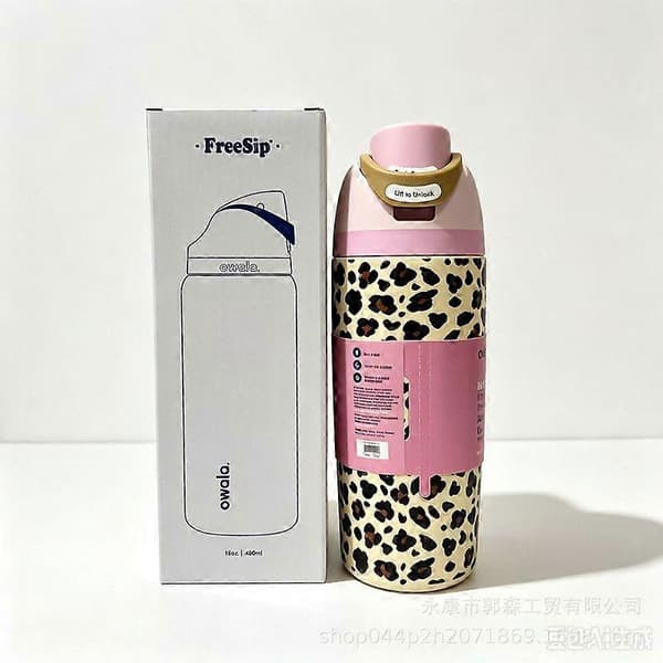 Owala Freesip 16oz vattenflaska i rostfritt stål med rosa leopardmönster