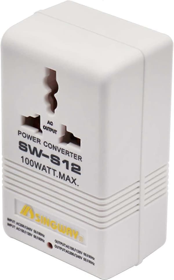 100W spenningsomformer reiseadapter, 110V/120V