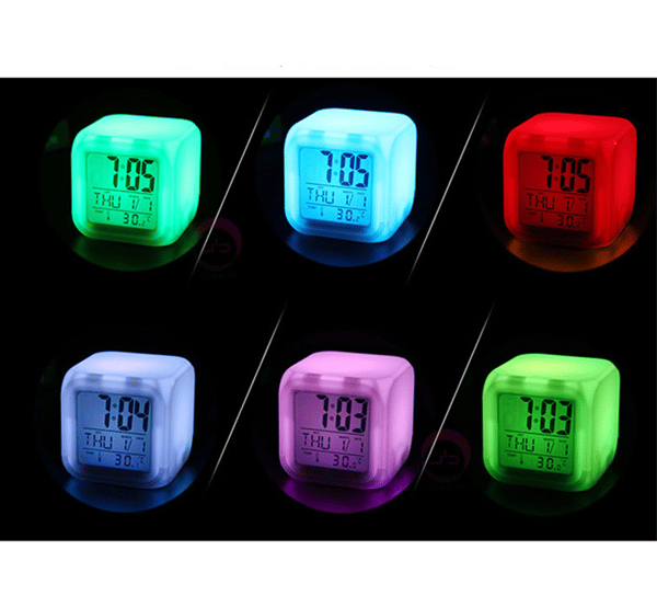Peli Yuanshen Herätyskello LED Neliökello Digitaalinen 15