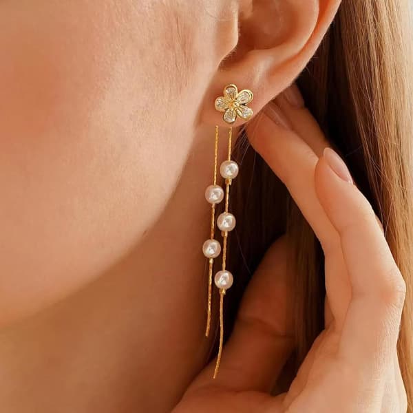 Fine blomsterdråbeøreringe til kvinder - Hypoallergene Cubic Zirconia & Perlevedhængsøreringe, Modesmykkegave til hende
