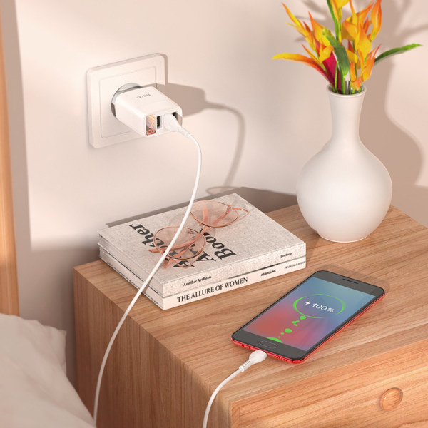 hoco. C93A laddare med tre portar och digital display för Apple Andr