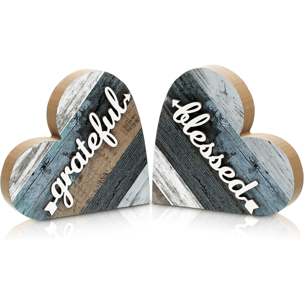 Rustikke hjerteformede treskiltsett - \"Grateful & Blessed\" gårdsinnredning for skrivebord, hylle