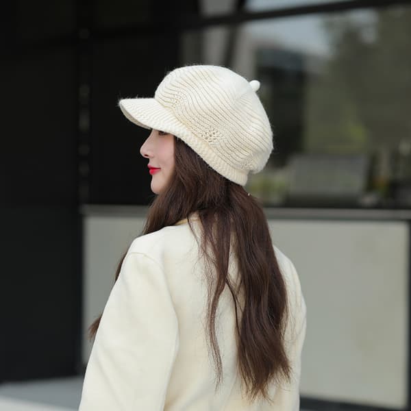 Baskerlue for kvinner, fransk stil beanie vintermote varm