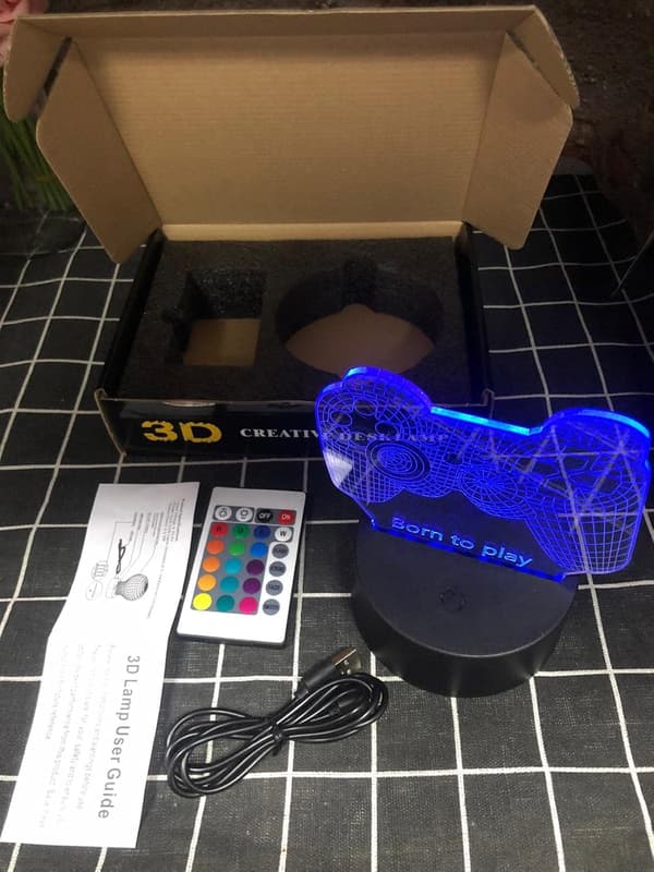 Gamepad Born to Play 3D Illusjonslampe, Nattlys med Berøring