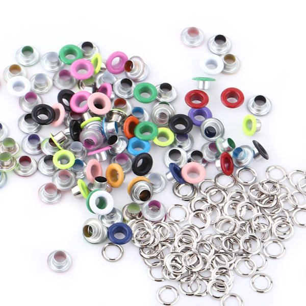 100 set 5mm metalliska scrapbooking-öljetter spänne läderhantverk klädtillbehör (blandad färg)