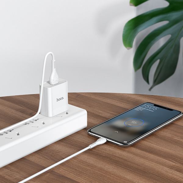 hoco. C81 enkelportsladdare US-standard för Android univer