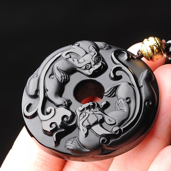Naturlig Obsidian Stein Håndskåret Pi Yao Sjarme Lykke Perle Pixiu Anheng Halskjede