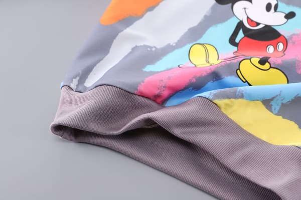 2024 Nye Mickey farvede toppe og bukser søde Sweatshirt Sæt til børn 120cm